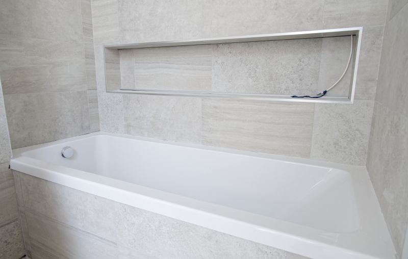 Elegant Acrylic Bathtub